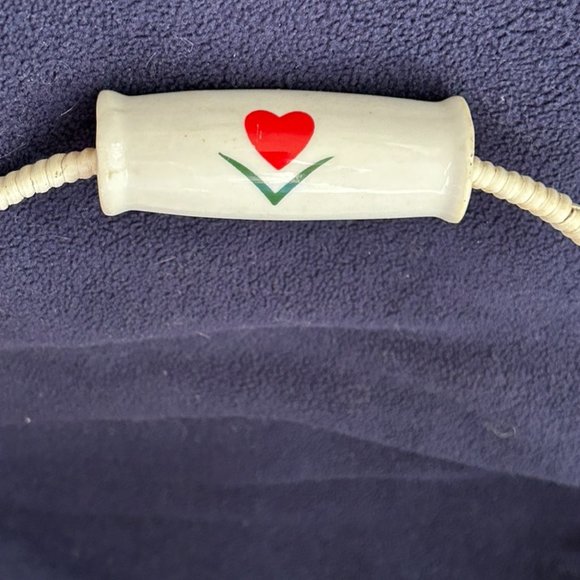 White Wicker Woven Basket With Ceramic Handle - Picture 3 of 7